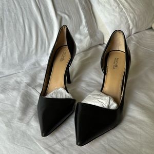 Michael Kors Black/Gold Heels
